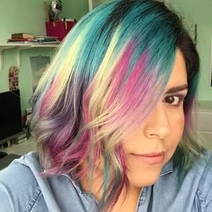 Meet your Posher, Aida